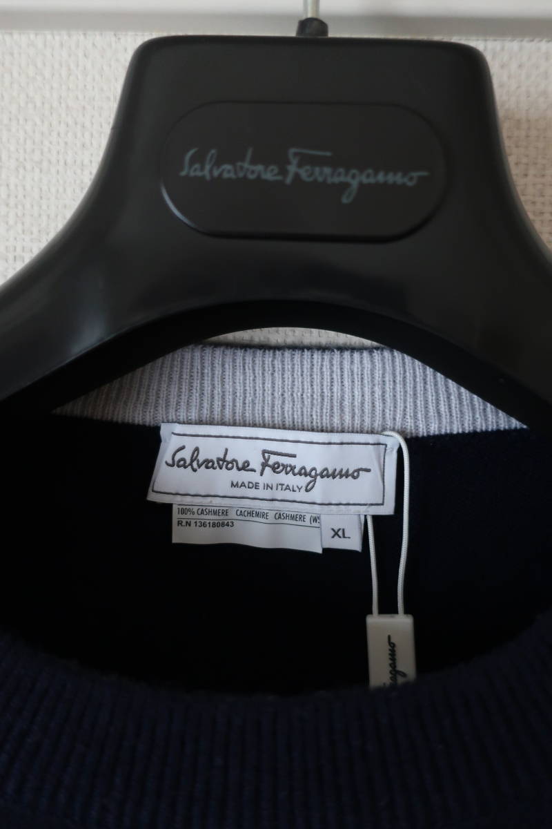  Salvatore Ferragamo (Salvatore Ferragamo) new goods cashmere 100% sweater XL navy blue color 