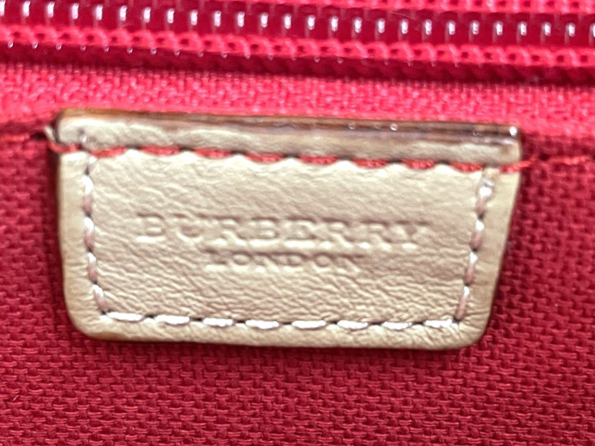 rrkk2080 未使用品 Burberry バーバリー トートバッグバッノバチェック ハンドバッグ ベージュ レッド 保存袋付き_画像6