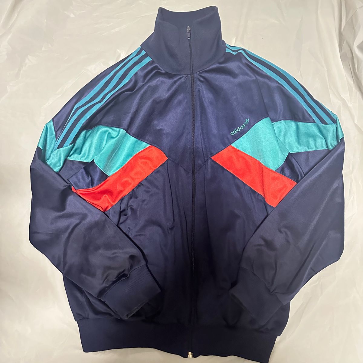 レア 90s ヴィンテージ Adidas トラックジャケット ジャージ ハイネック 万国旗 タグ  アディダス 