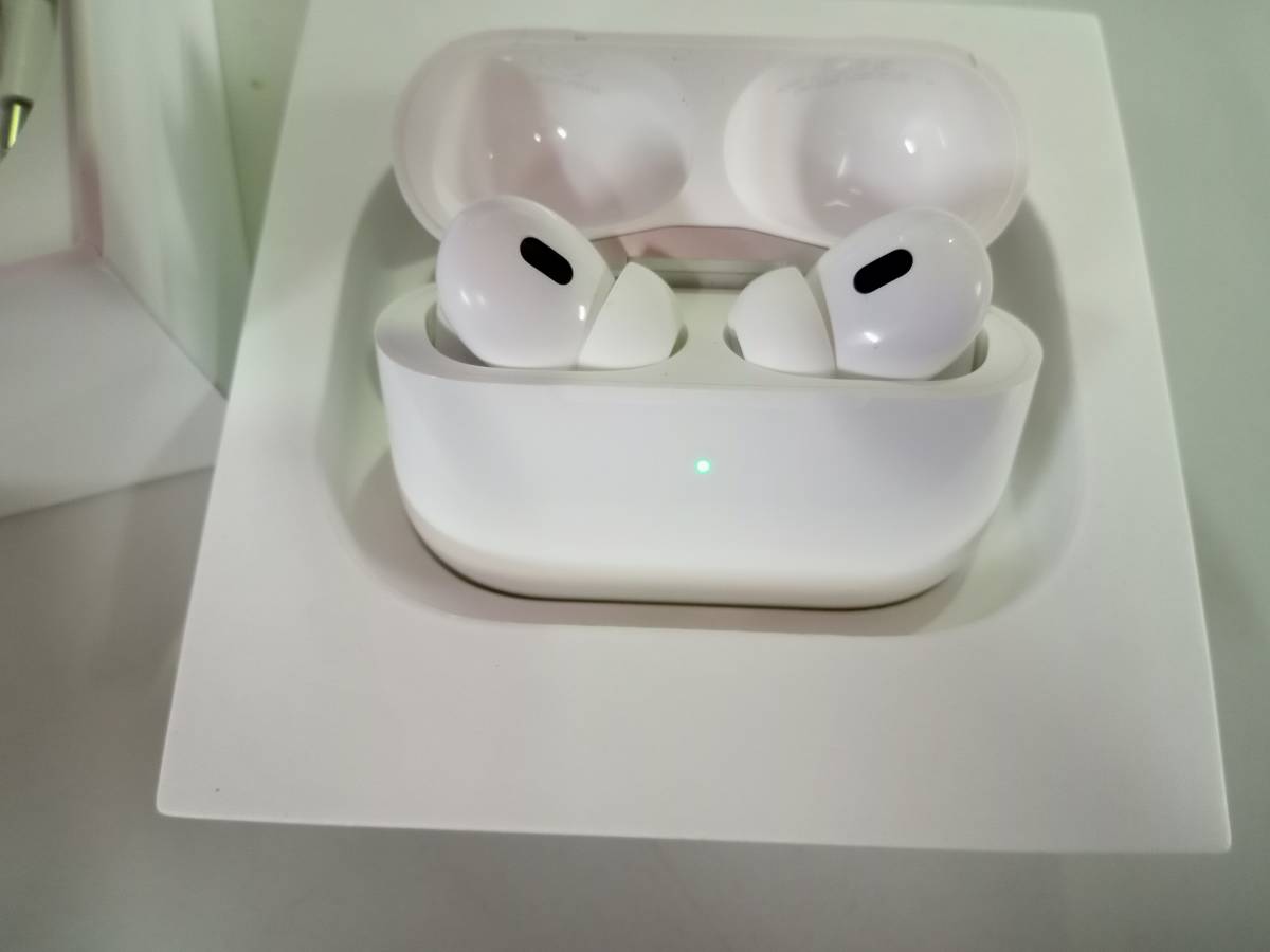 【展示品】apple AirPods pro 2rd generation アップル エアポッズ　プロ 第2世代　MTJV3J/A A3047 JJGV　美品_画像3