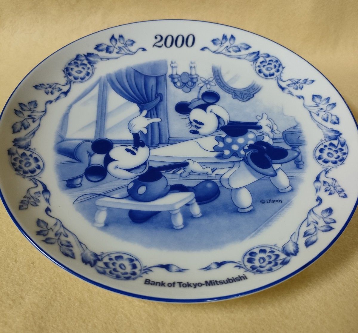 #デズニー イヤープレート2.000#ミッキーマウス#飾皿 ミッキーマウス