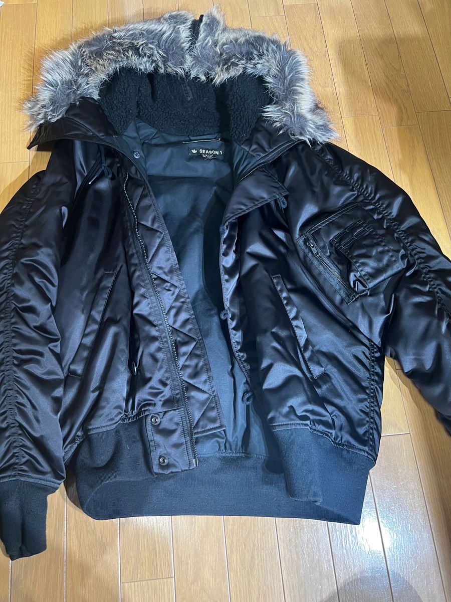 YEEZY SEASON 1 FUR BOMBER フライトジャケット|Yahoo!フリマ YEEZY SEASON 1 FUR BOMBER フライトジャケット|Yahoo!フリマ