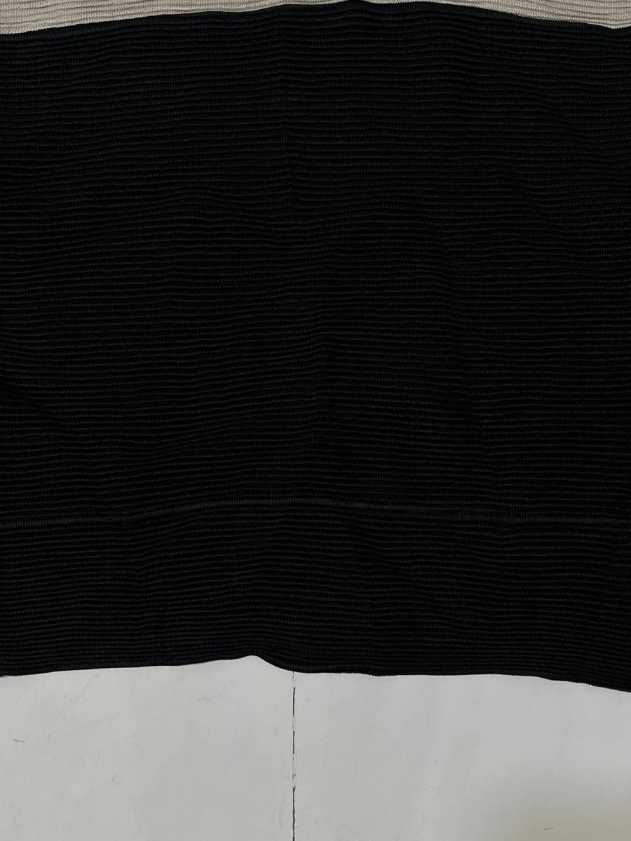 【SPECCHIO】スペッチオ プリーツ タートルネック ドロップショルダー オーバーサイズ ショート丈 カットソー 黒 ブラック ベージュの画像4
