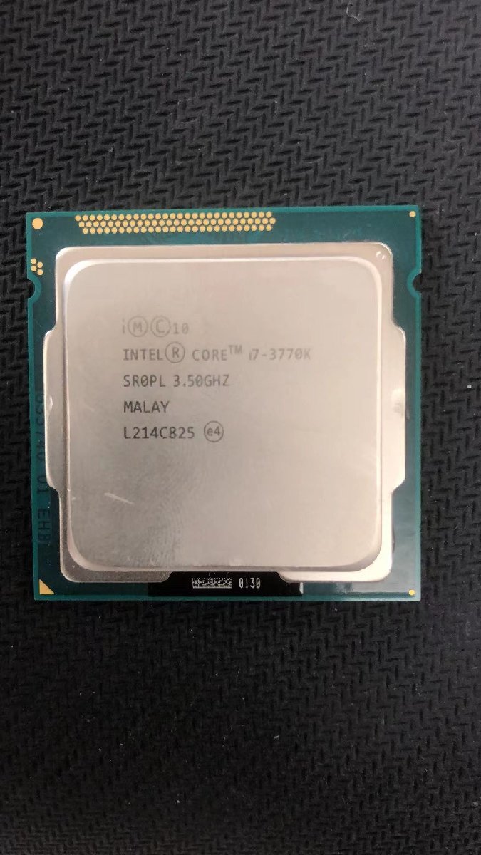 CPU インテル Intel Core I7-3770K プロセッサー 中古 動作未確認 ジャンク品 -7932_画像1