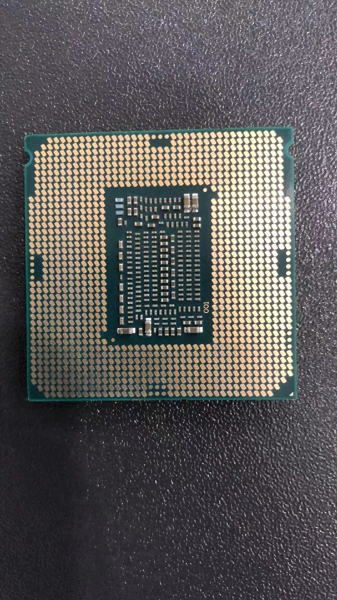 CPU インテル Intel Core I7-8700 プロセッサー 中古 動作未確認 ジャンク品 -8815_画像2