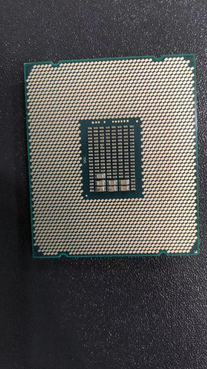 CPU インテル Intel XEON E5-2699 V4 プロセッサー 中古 動作未確認 ジャンク品 -8899_画像2