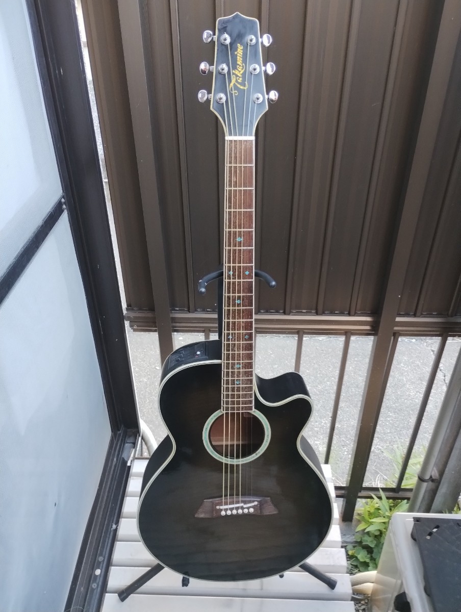 中古　Takamine NPT-110 詳細不明　プリアンプ無し ピックアップ　ハードケース付き_画像1