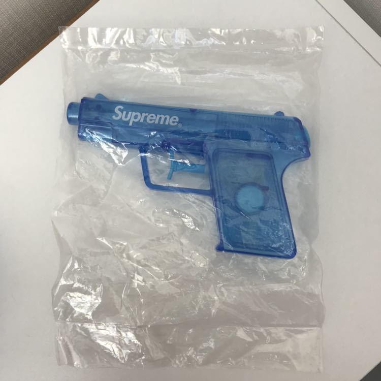 正規品 Supreme 水鉄砲 Water Pistol 11ssステッカー付き-