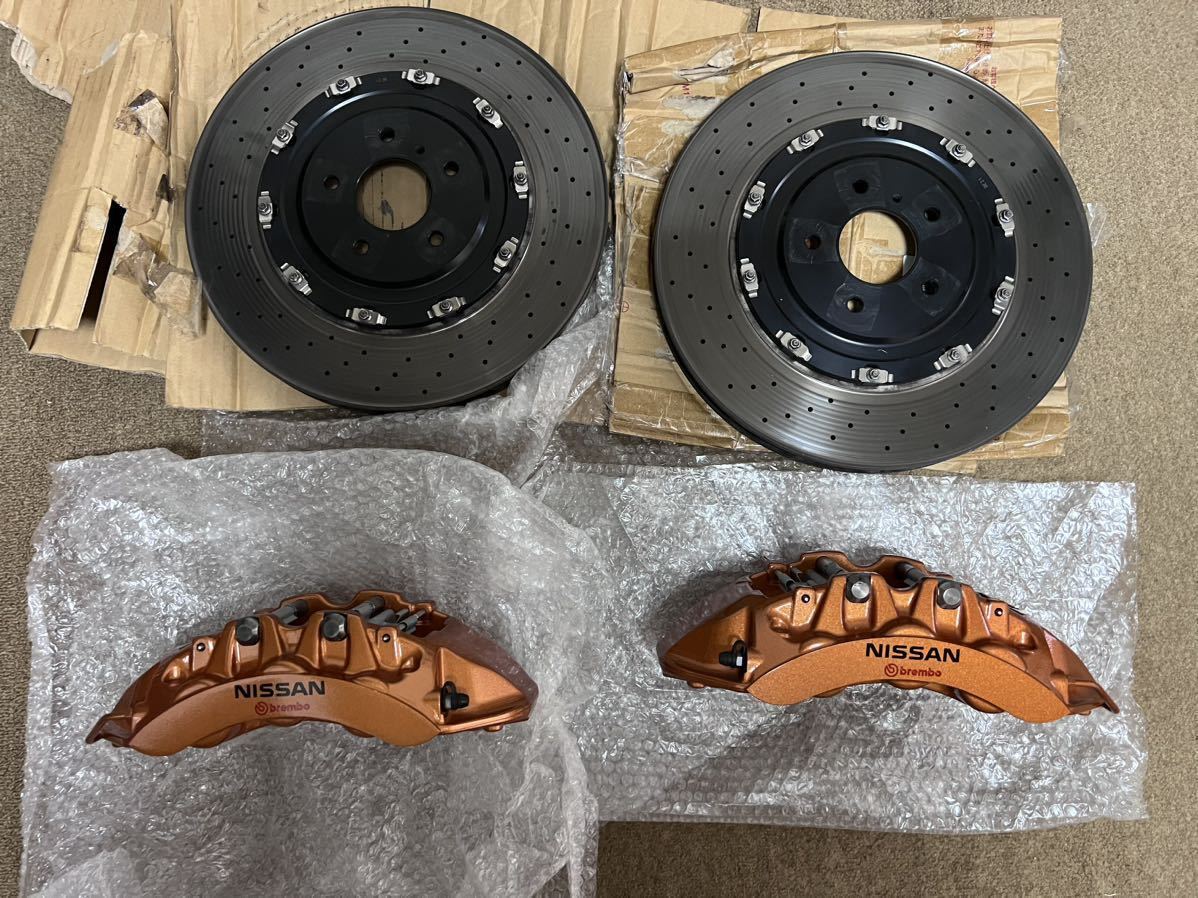 [ beautiful goods ][ beautiful ]R35 GTR original front brake calipers brake rotor brembo Brembo R32 R33 R34 R35 bnr32 bcnr33 bnr34 6POD