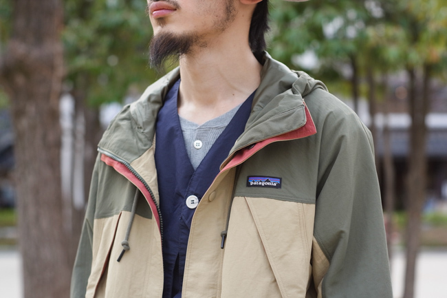 新品同様・タグあり★patagonia　パタゴニア　M'S RECYCLED NYLON PARKA　ナイロンパーカ　カーキ×ベージュ★メンズMサイズ_画像3