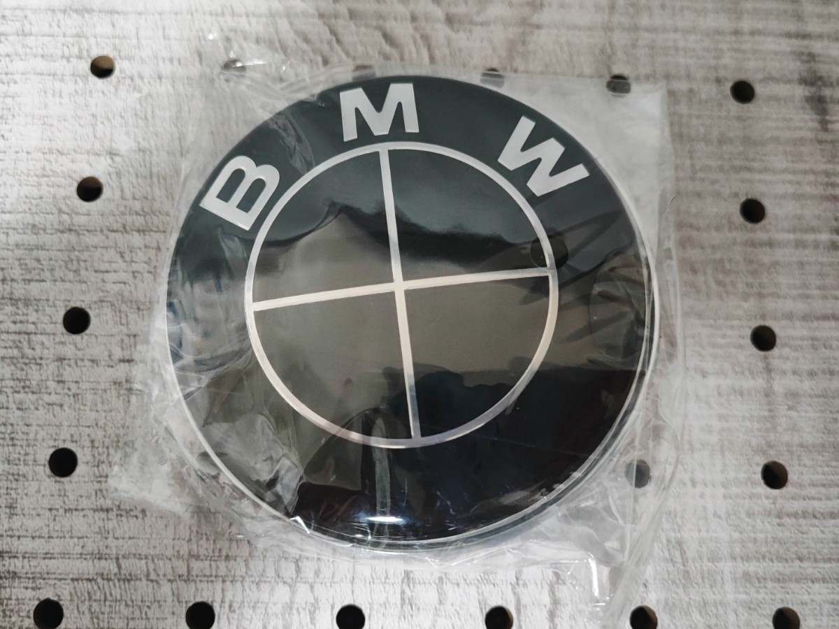 BMW フロントエンブレム 82mm【ブラック×ブラック】MPerformance MSport MPower_画像1