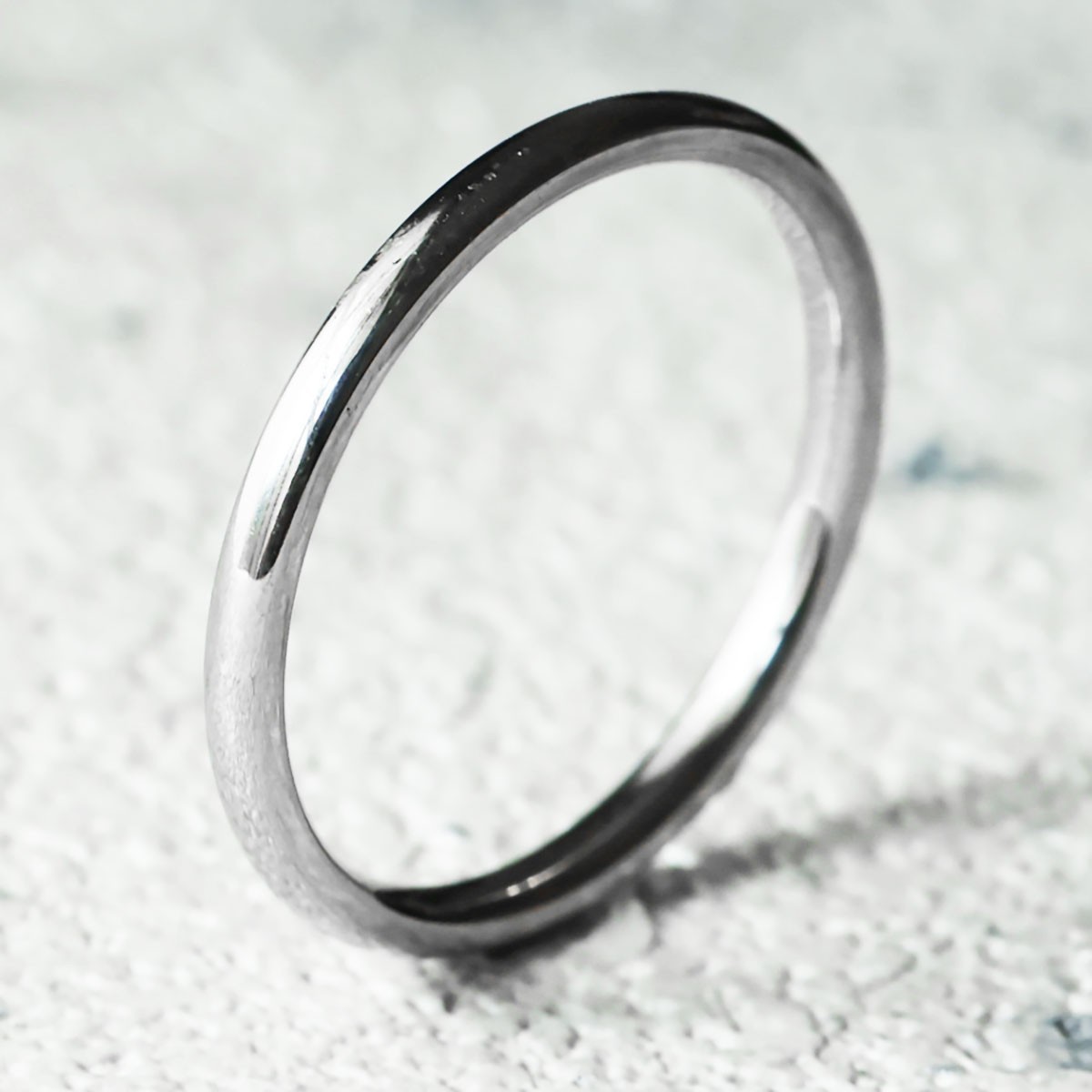 指輪 サージカルステンレス 甲丸 鏡面仕上げ 光沢 艶 シャイニー リング 316L メンズ レディース 結婚指輪 安い シンプル 【1.5mm/25号】