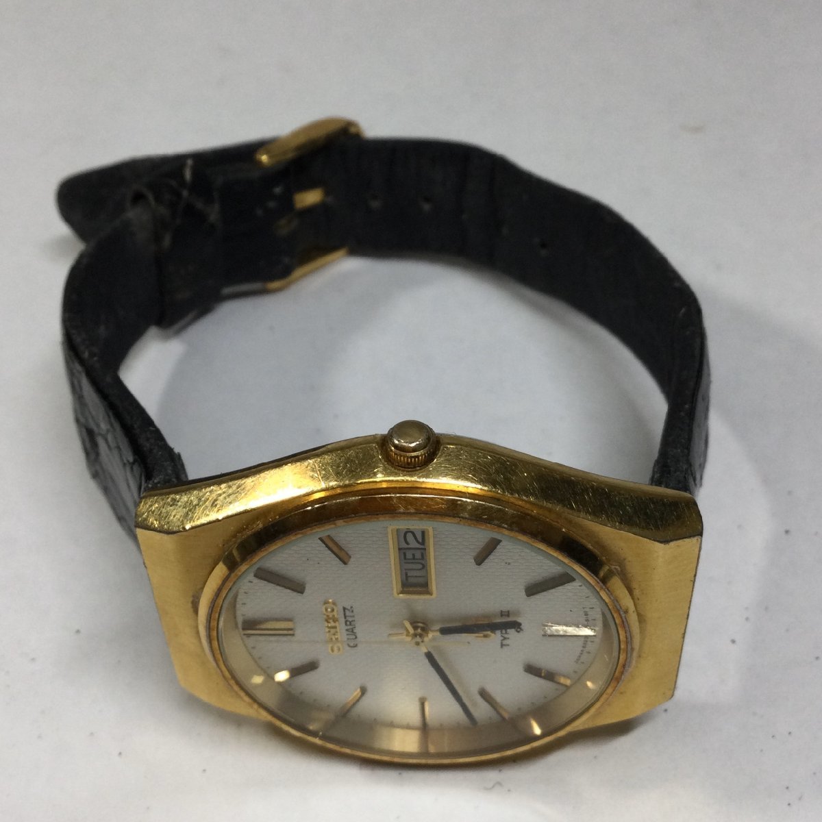 【中古現状品/インボイス登録店/TO】SEIKO セイコー タイプⅡ クォーツ 腕時計 8223-8090 デイデイト 日本国有鉄道総裁 刻印　MZ1121/0003_画像5