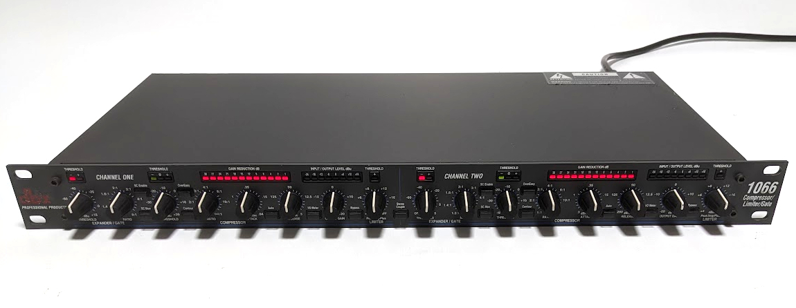 dbx1066 2ch Compressor/Limiter/Gate コンプ - エフェクター、PA機器 dbx1066 2ch Compressor/Limiter/Gate コンプ - エフェクター、PA機器