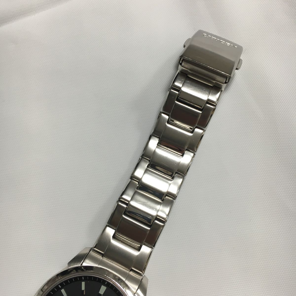 美品 動作確認済 CITIZEN Eco Drive メンズ 腕時計 ソーラー TITANIUM クォーツ 3針 日付け 曜日 E1010-S024650 シチズン エコドライブ_画像4