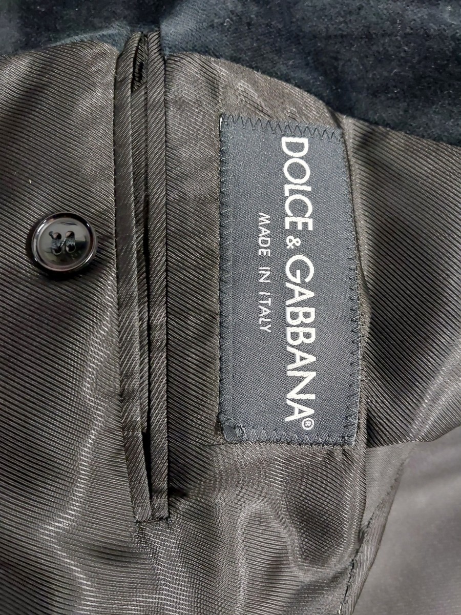 正規品DOLCE&GABBANA　ドルチェ&ガッバーナテーラード　極美品　光沢感高級感　ベロア紺黒系ダブルジャケット　size46 肘袖スレ感なし_画像3