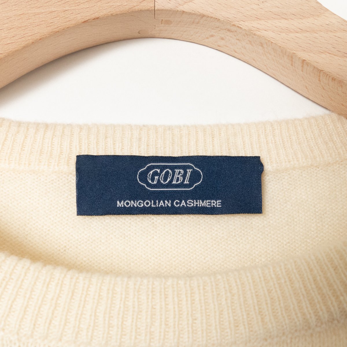 【1円スタート】Gobi Mongolian Cashmere ゴビ カシミヤ ニット セーター 長袖 トップス 無地 Lサイズ ホワイト 白 シンプル メンズ 秋冬_画像2