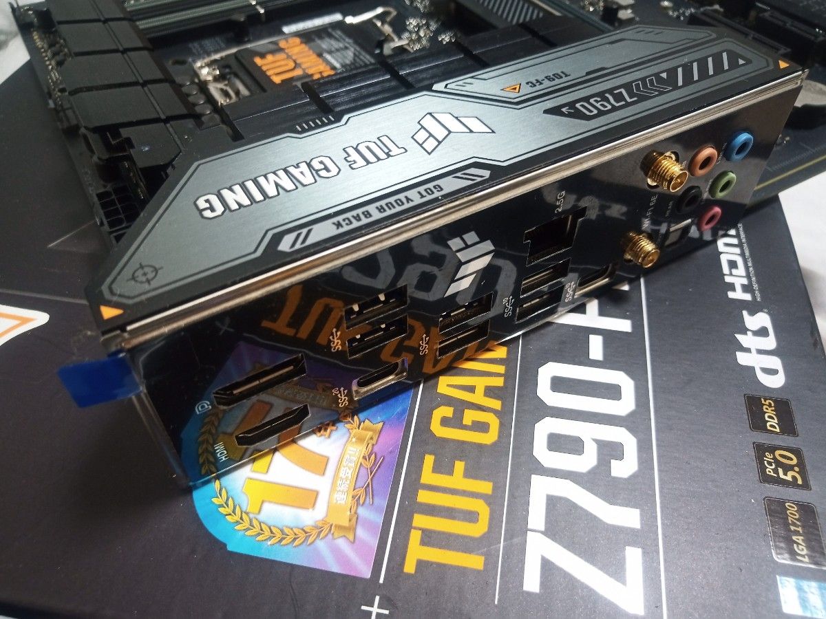 ASUS TUF Gaming Z790-Plus WIFI ゲーミングマザーボード