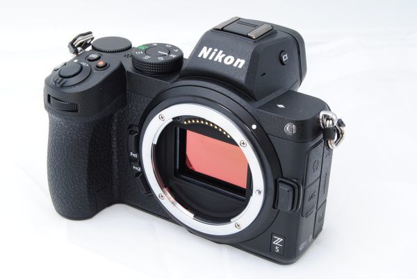 保存版】 ボディ Z5 ミラーレス一眼カメラ ☆Nikon 2513ショット！新品