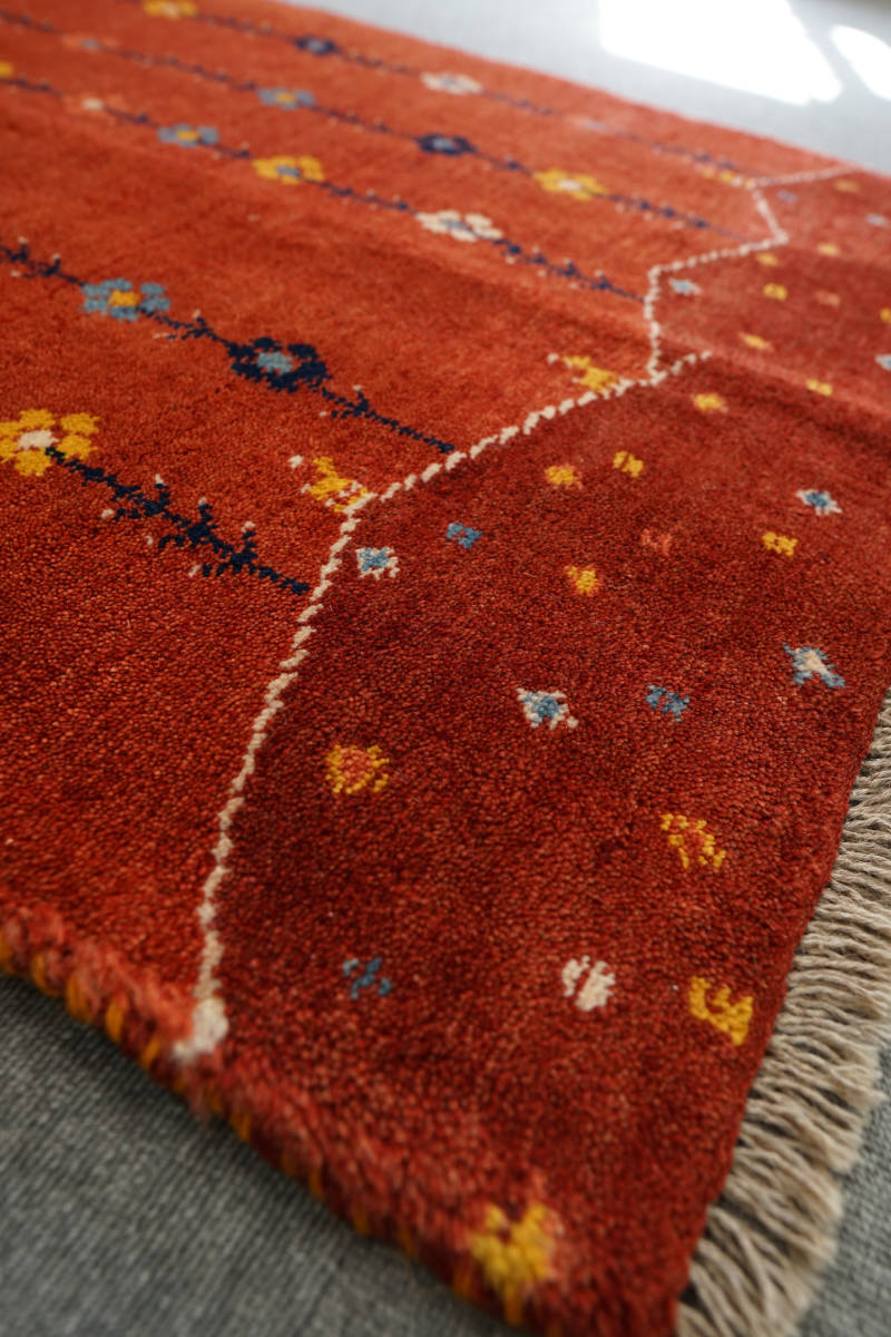 120×80cm 【ペルシャ絨毯 手織りギャッベ】アマレ族ギャッベ ギャベ 18316