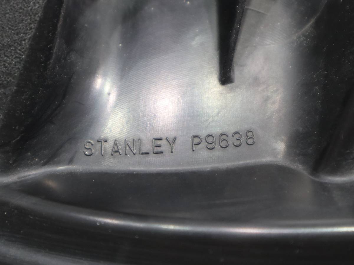 キレイ 破損なし 【コーティング済】 迅速発送 車検〇 STANLEY P9638 管理BR2-6 モコ MG33S ヘッドライト 左右_画像6