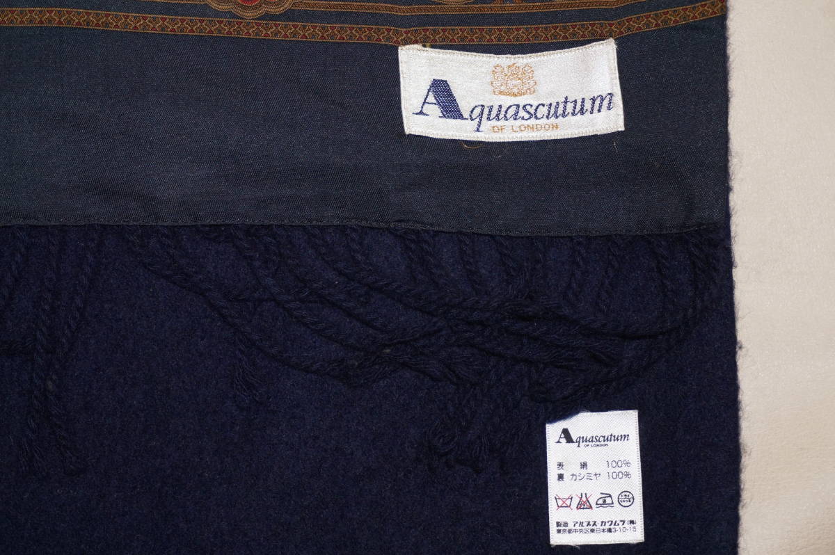 美品”Aquascutum 高級シルクとカシミヤ地リバーシブル・マフラー”_画像9