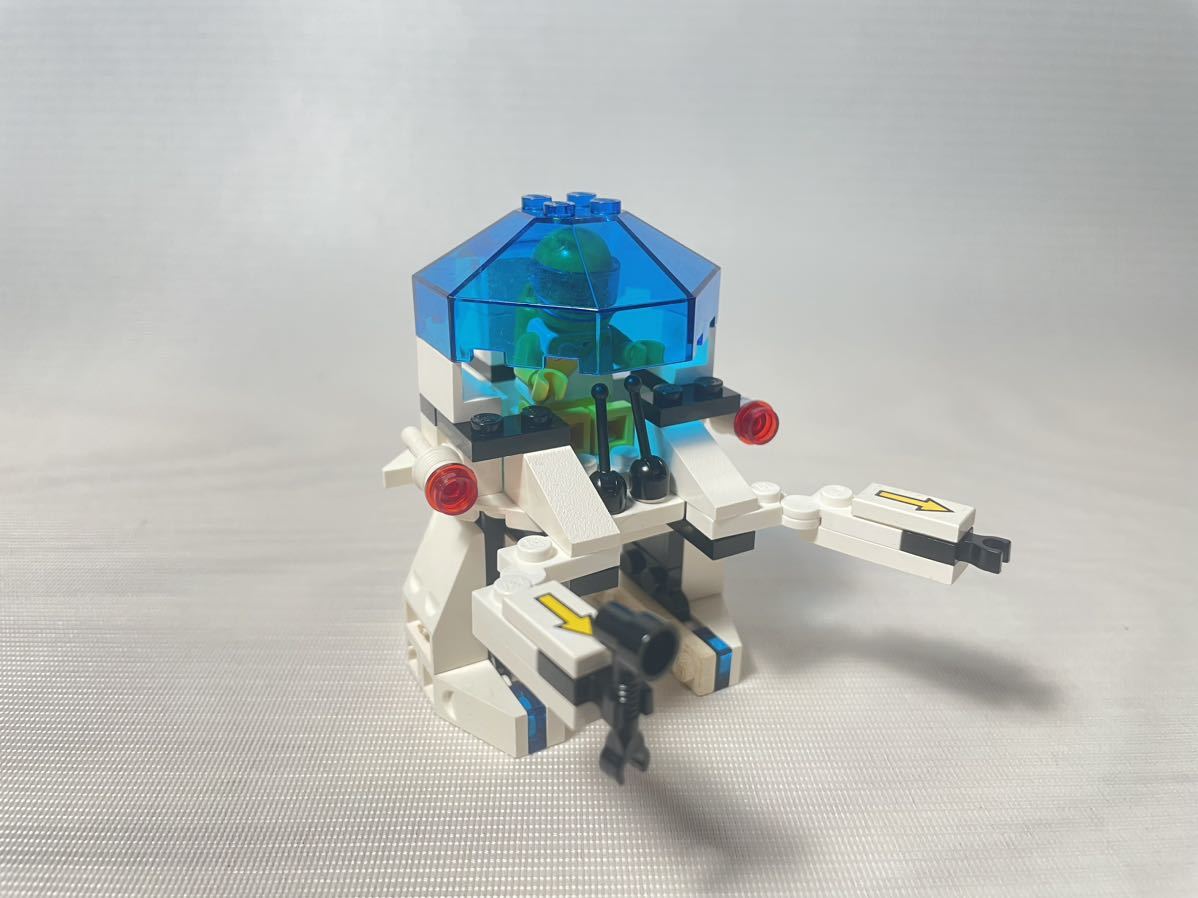 LEGO 6848 レゴ 惑星偵察ロボット スペースポリス　クラシック　スペース　宇宙　レトロ フューチャーロンミニフィグ オールド ロボット_画像1