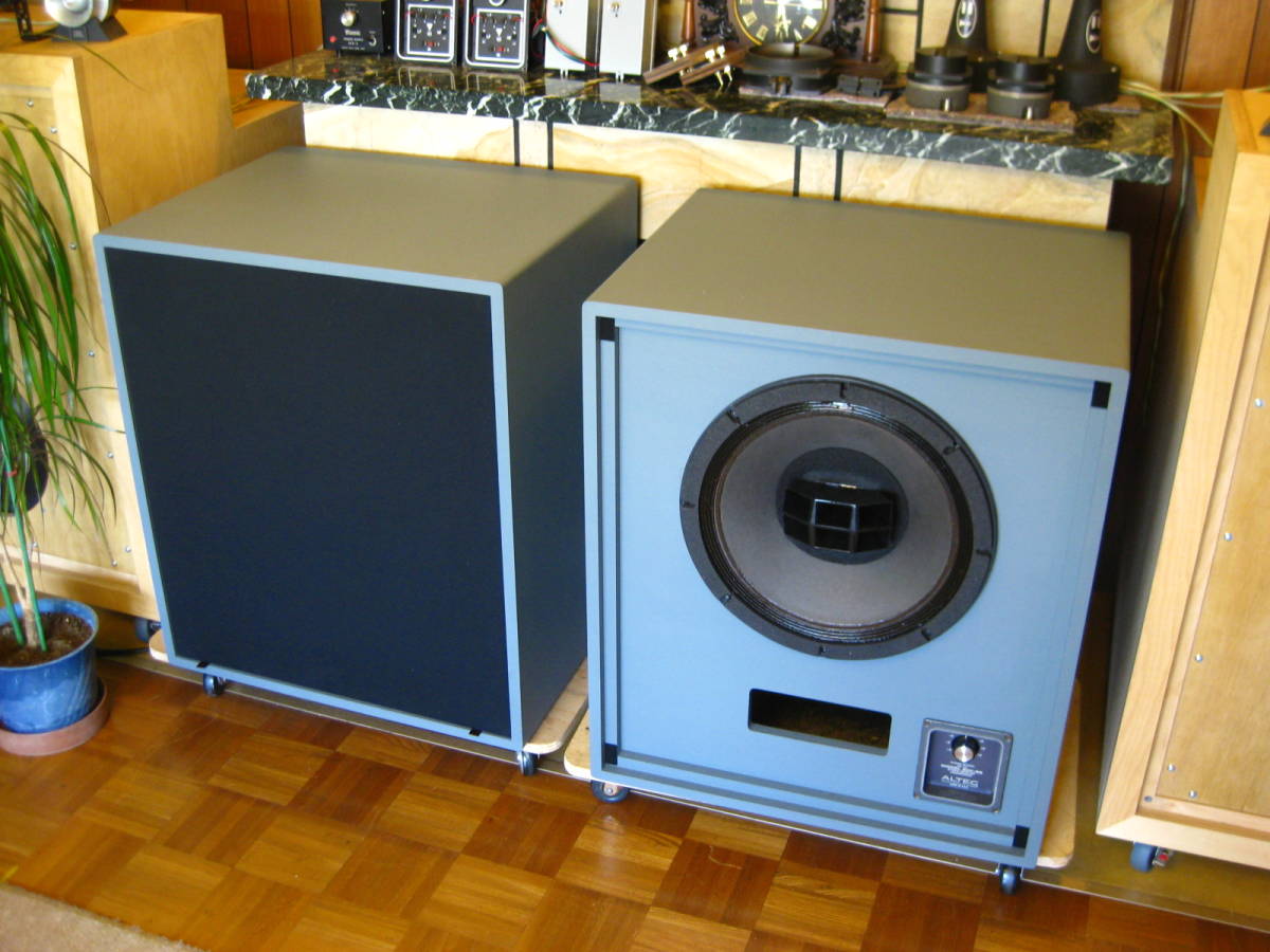 ALTEC 612 銀箱タイプ 国産松合板製 エンクロージャー ペア ALTEC 612 銀箱タイプ 国産松合板製 エンクロージャー ペア