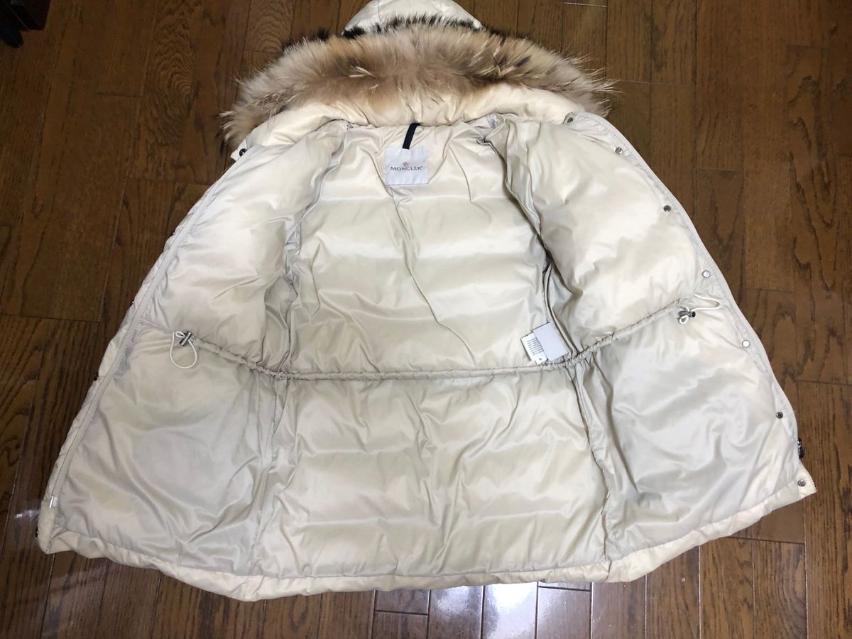 MONCLER ファーダウンコート 国内正規品 サイズ00 オフホワイトベージュ モンクレール MONCLER ファーダウンコート 国内正規品 サイズ00 オフホワイトベージュ モンクレール