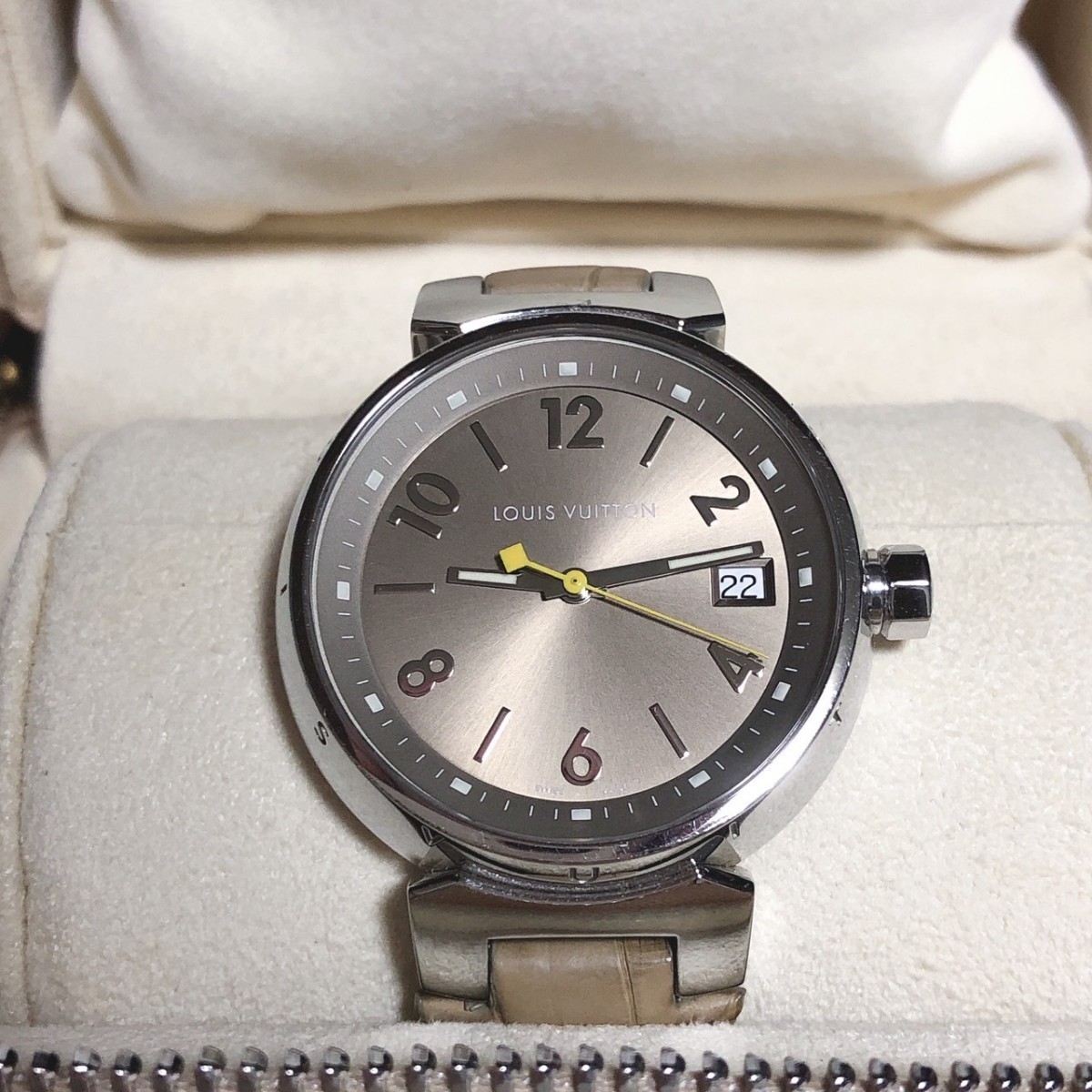 1円〜 Louis Vuitton タンブール Q1312 QZ ブラウン文字盤 デイト ラウンド レディース/ボーイズ腕時計 稼働品_画像4