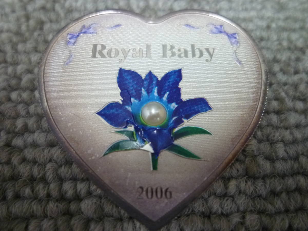 『保管品』パラオ共和国5ドル銀貨 Royal Baby/ロイヤルベビー 2006年・ハート形硬貨・カラーコインの画像3