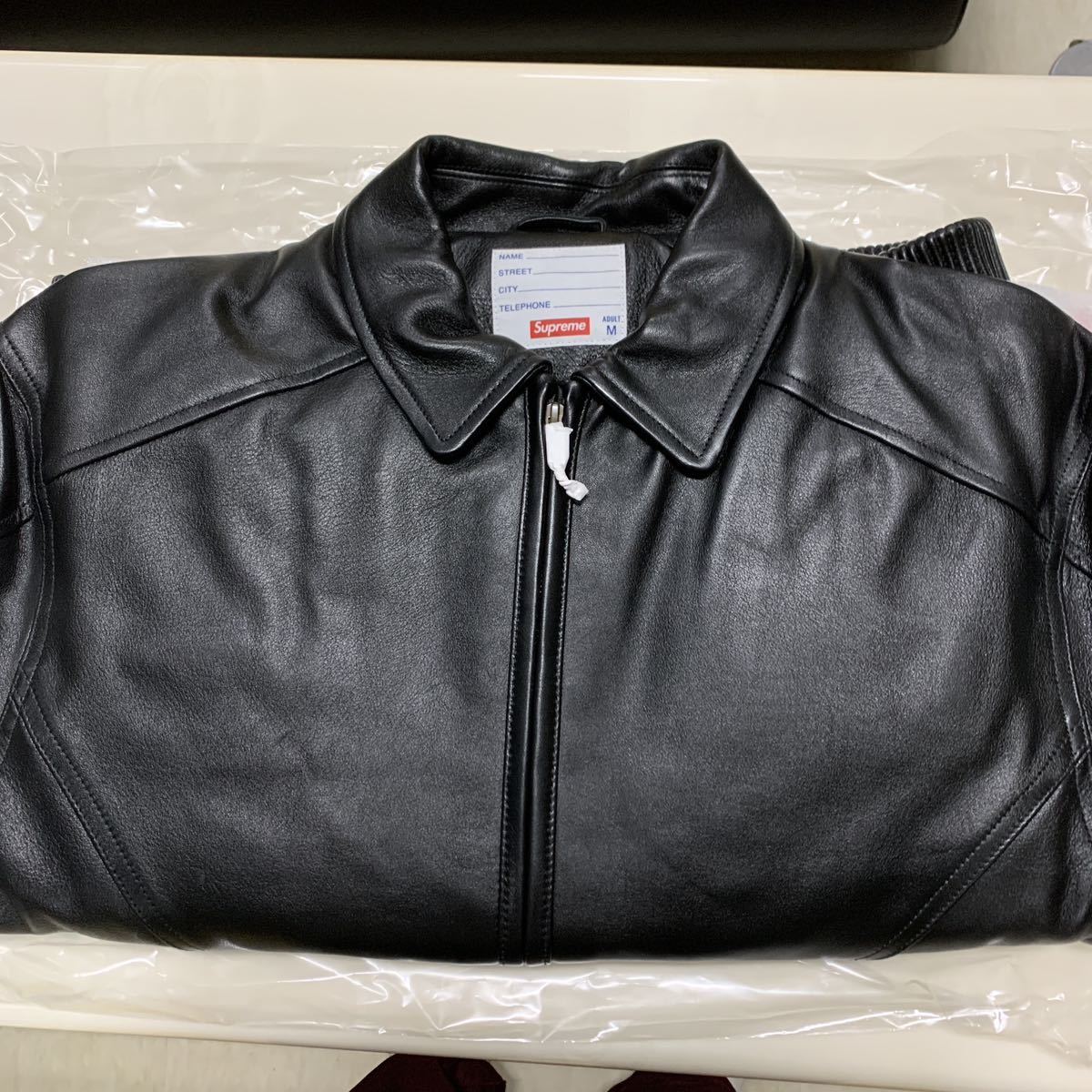 新品 Supreme Studded Arc Logo Leather Jacket Black Mサイズ 窪塚登坂着 シュプリーム スタッズ アーチ ロゴ レザー ジャケット ブラック_画像2