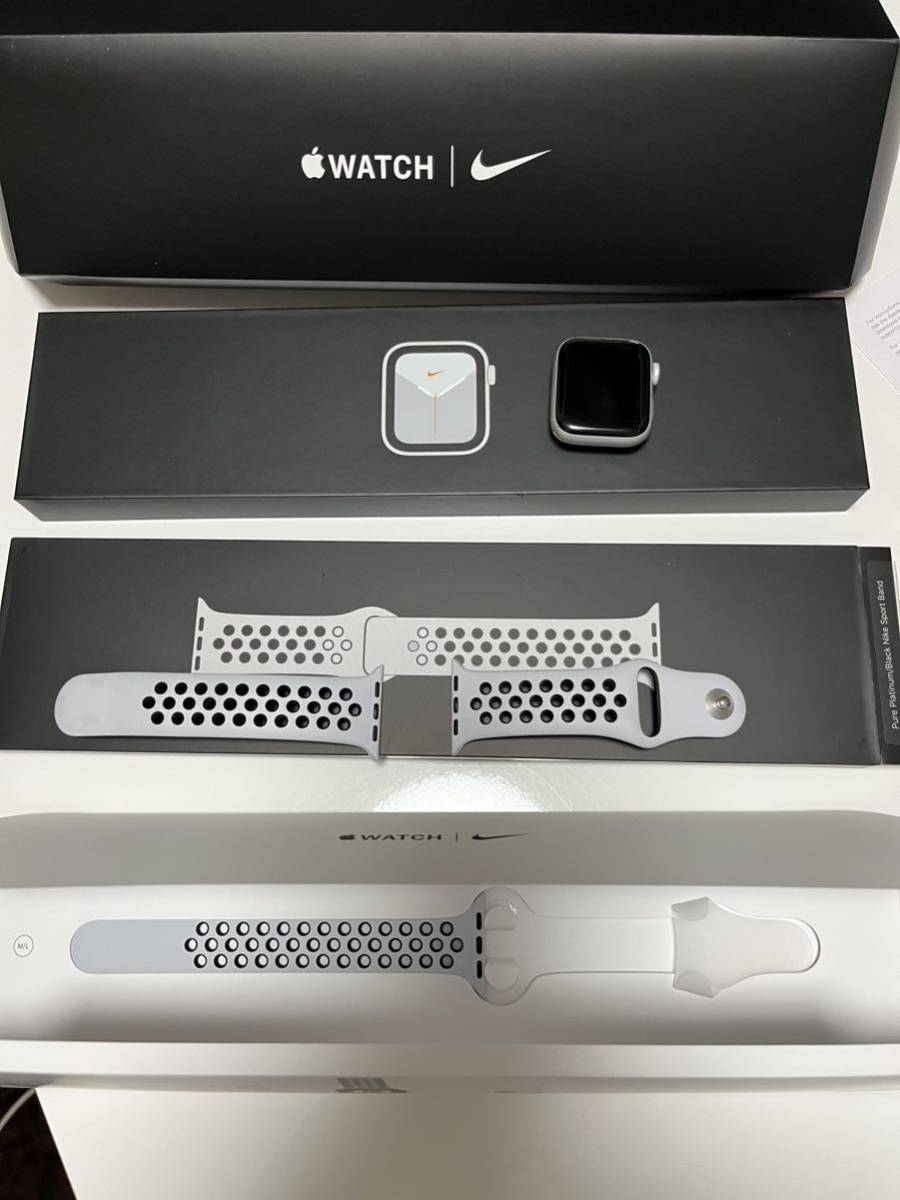 専門店では Apple GPSモデル Nike SE Watch スマートウォッチ本体