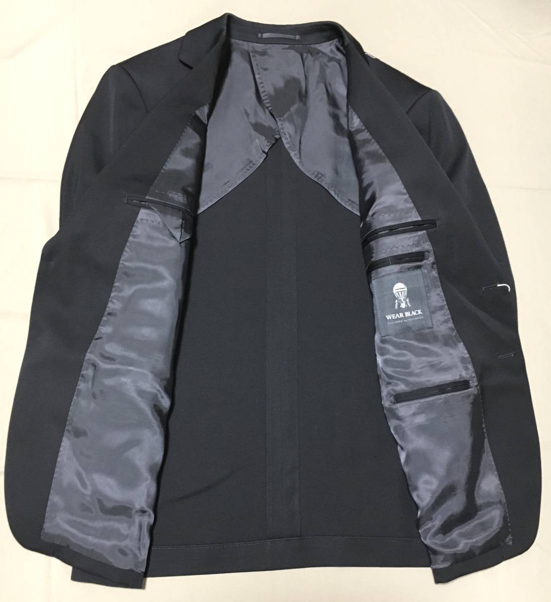 gotairiku 五大陸 WEAR BLACK フォーマル ウール スーツ　AB4　ブラック　冠婚葬祭　オンワード　定価75.900円_画像3