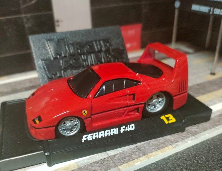 マイスト製フェラーリF40 デフォルメミニカー ほぼ64サイズ