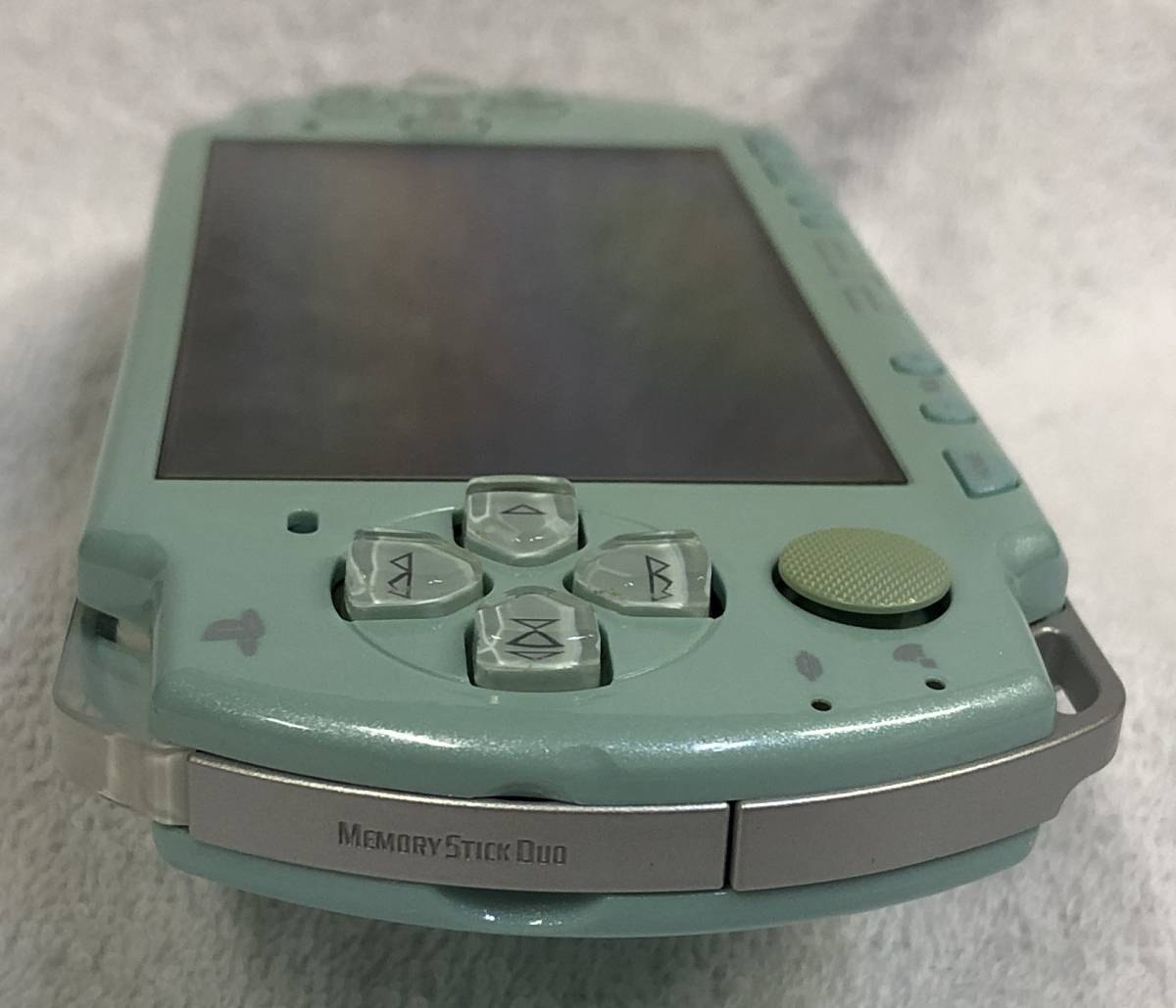 SONY PSP プレイステーションポータブル PSP-2000 ジャンク品です。_画像6