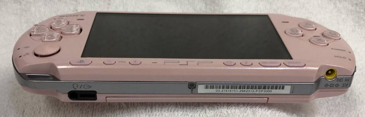 ☆☆　SONY PSP プレイステーションポータブル PSP-3000 ジャンク扱いで_画像4