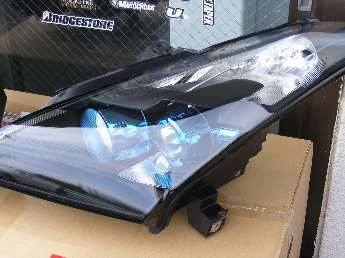 極上品　日産 純正 R35 GT-R GTR 　 バラスト全付きHID ヘッドライト （ 左右 セット） KOITO 100-63952　（管35）_画像6