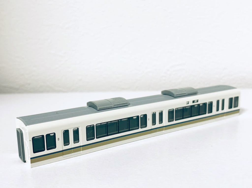 TOMIX 98466 JR221系 近郊電車 基本セットA より モハ221 ボディ クーラー 屋根セット WAU701_画像2