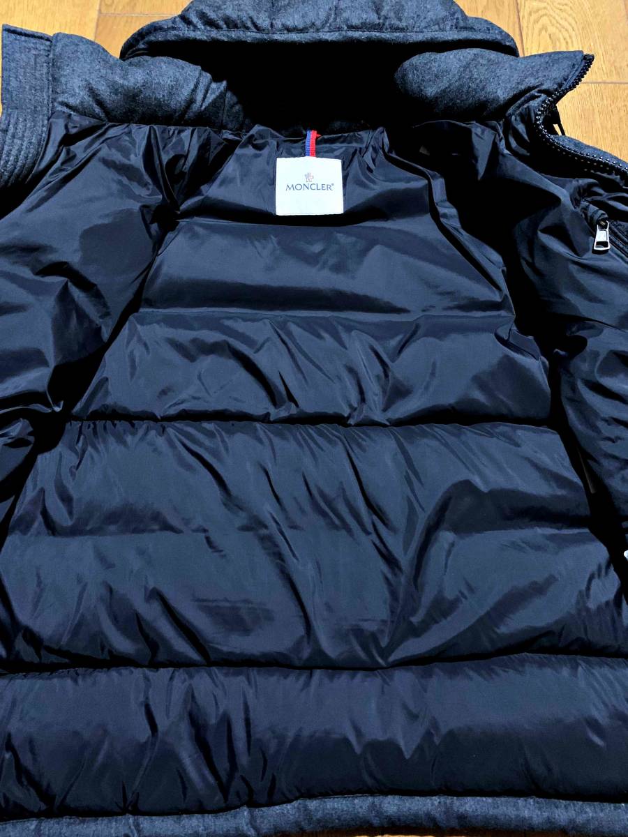 1円スタート!】モンクレール MONCLER MONTGENEVRE モンジュネーブル