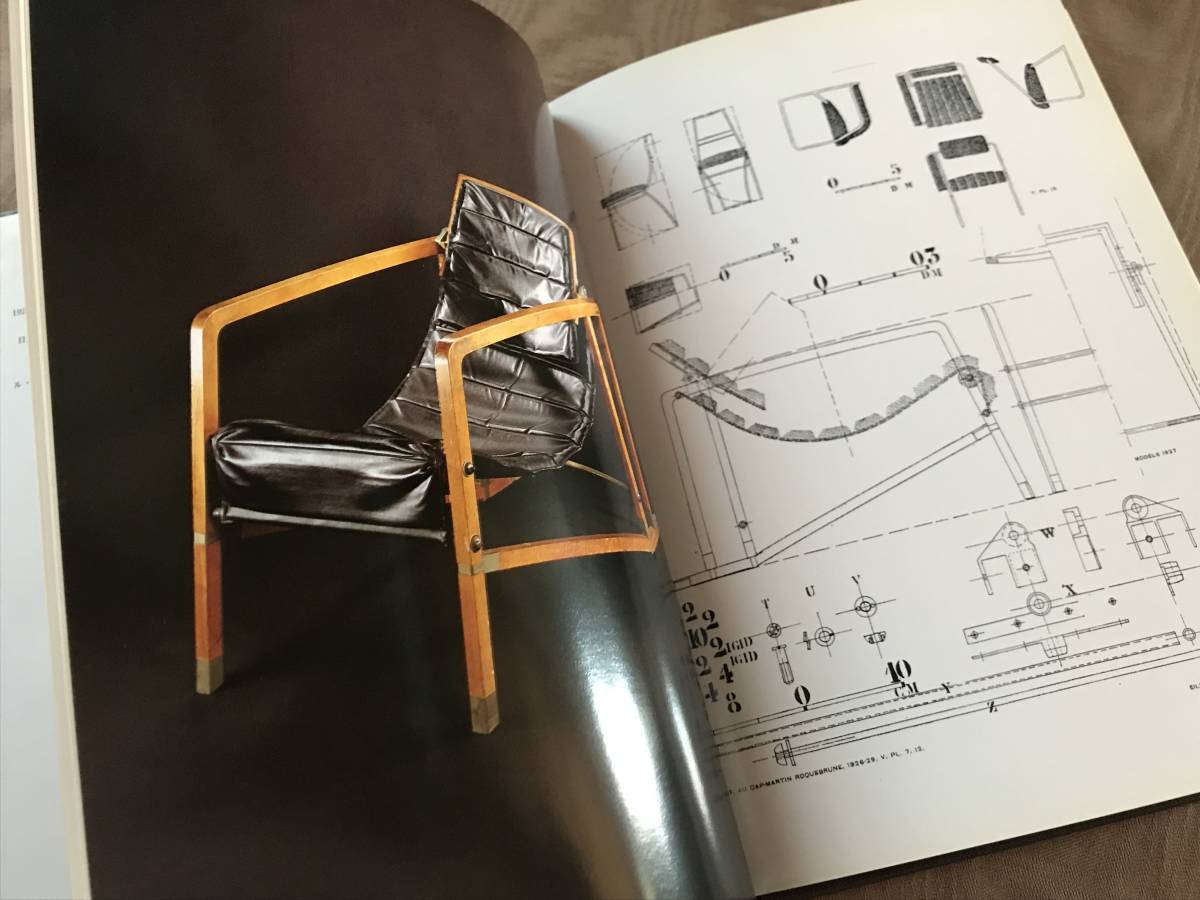 アイリーングレイ EILEEN GRAY　検索：作品集 写真集 サイドテーブル 椅子 デステイル デザイン インダストリアル_画像4