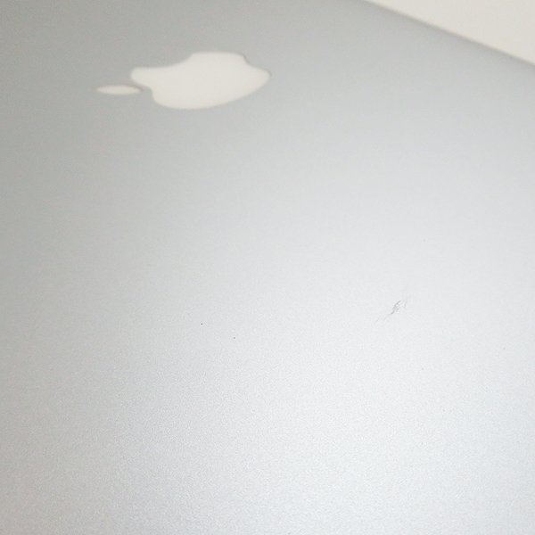 ◇ Apple MacBook Air 11インチ MD711J/B（Early 2014）【Core i5-4260U 1.4GHz/4GB/SSD 128GB/1366×768/Webカメラ/AC欠】_画像6