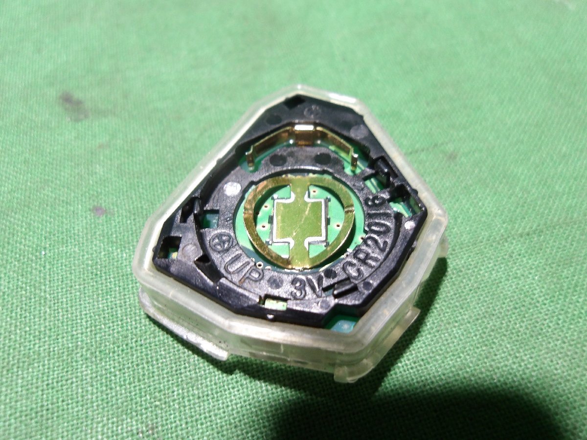 item_image_3