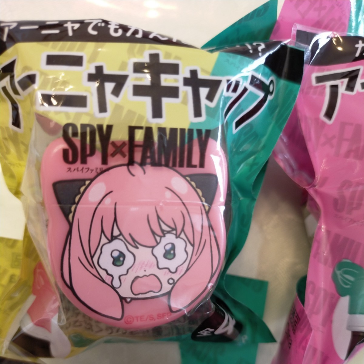 4個 全種　アーニャキャップ　ボトルキャップ　スパイファミリー　SPF×FAMILY 非売品　ボスカフェベースコラボ　4種 コンプリート 全種類_画像5