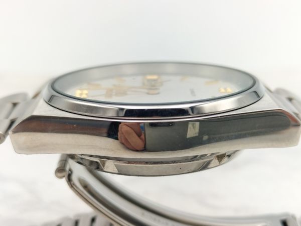 P43 1円～ 稼働品 セイコー SEIKO 5 ファイブ 7S26-0520 自動巻き デイデイト 裏スケ 腕時計 シルバー文字盤 ステンレス メンズ_画像5