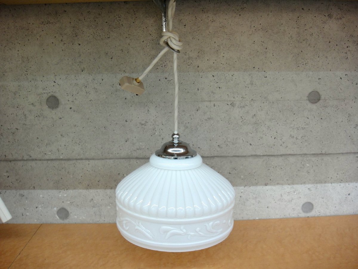 【珍品】 5B106S (有)キューブ ミルクガラス ペンダントライト 照明 LED電球付 (11.4W＝60W相当 電球色) シェード寸法(約)φ23×H15cm_画像3