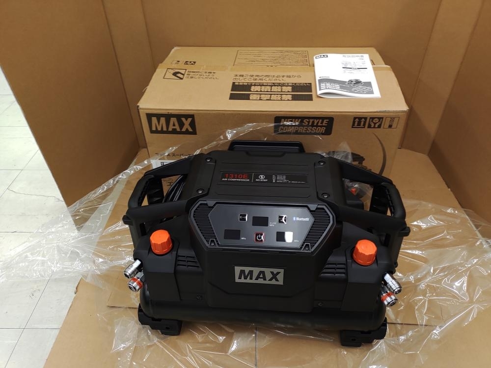 010■未使用品・即決価格■マックス MAX 高圧スーパーエアコンプレッサ AK-HH1310E_画像1