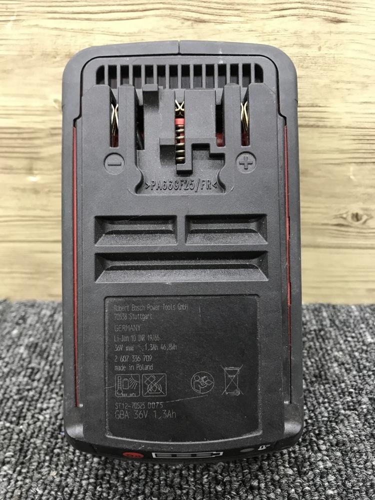 013♪1円出品♪ボッシュ BOSCH 36V1.3Ahバッテリー 型式不明 動作不明の為ジャンク_画像3