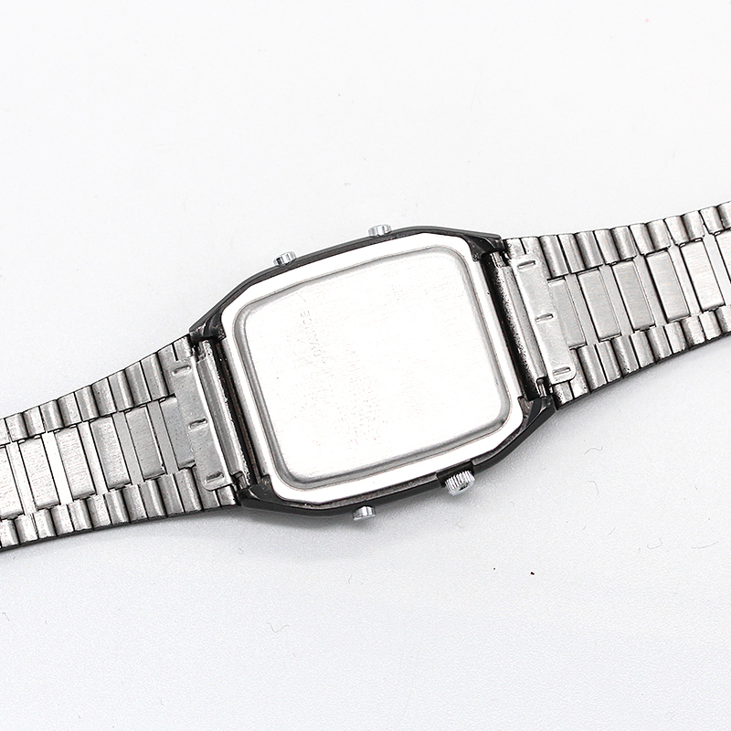 レア品 SANYO ALARM CHRONO GRAPH メンズ腕時計 稼働品 C00476 _画像3