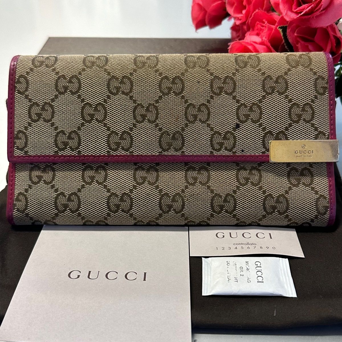 未使用に近い‼️ グッチ GUCCI 長財布 GGキャンバス ラウンドファスナー-